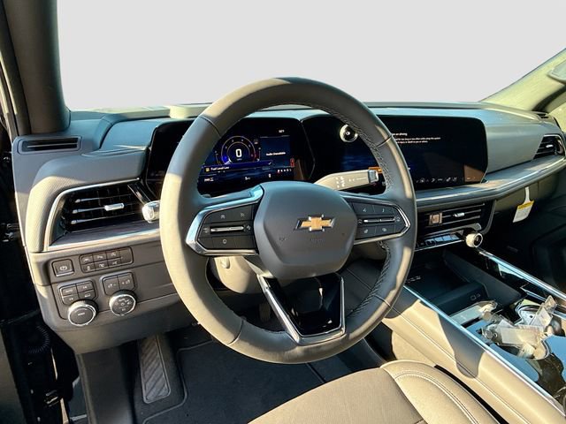 New 2025 Chevrolet Suburban Premier image 12