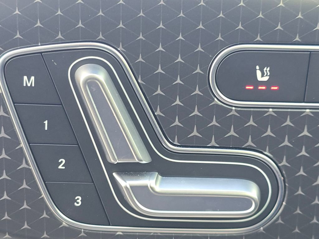 Used 2024 Mercedes-Benz GLB 250 GLB 250 image 6