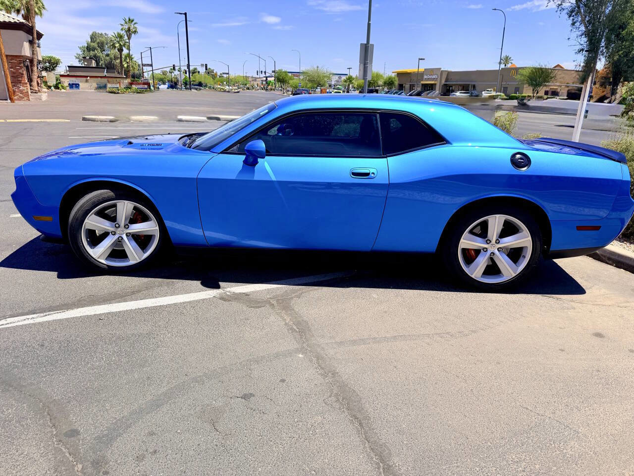 Used 2010 Dodge Challenger SRT8 w/ SRT Option Group II RWD image 4