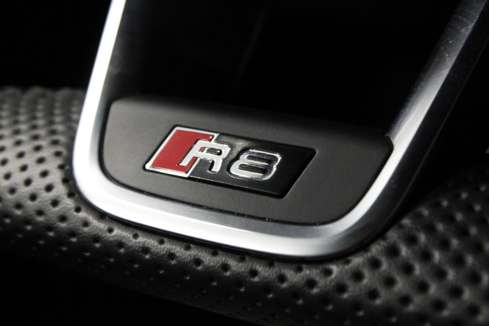 Used 2023 Audi R8 V10 performance RWD image 40