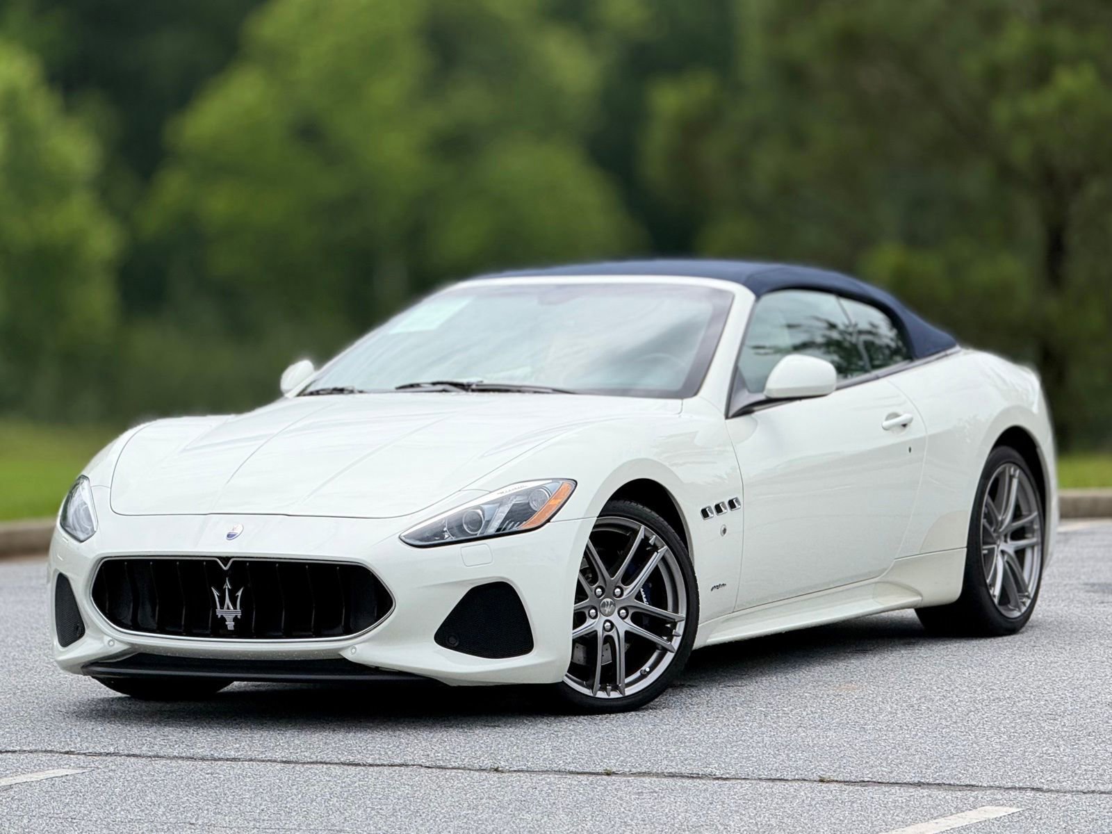 Used 2018 Maserati GranTurismo Sport RWD image 8