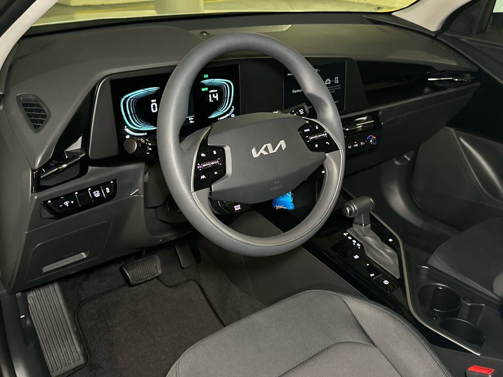 New 2026 Kia Niro LX image 14