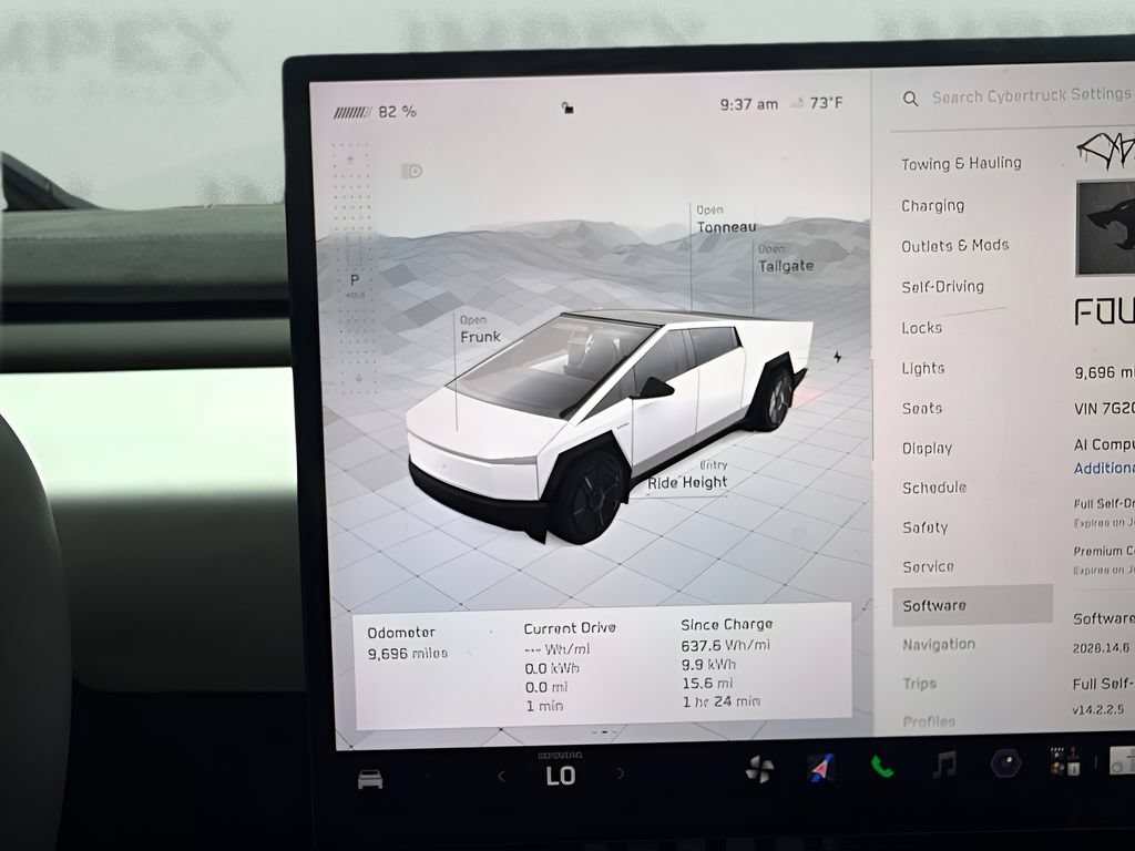 Used 2024 Tesla Cybertruck Cyberbeast AWD/4WD image 27
