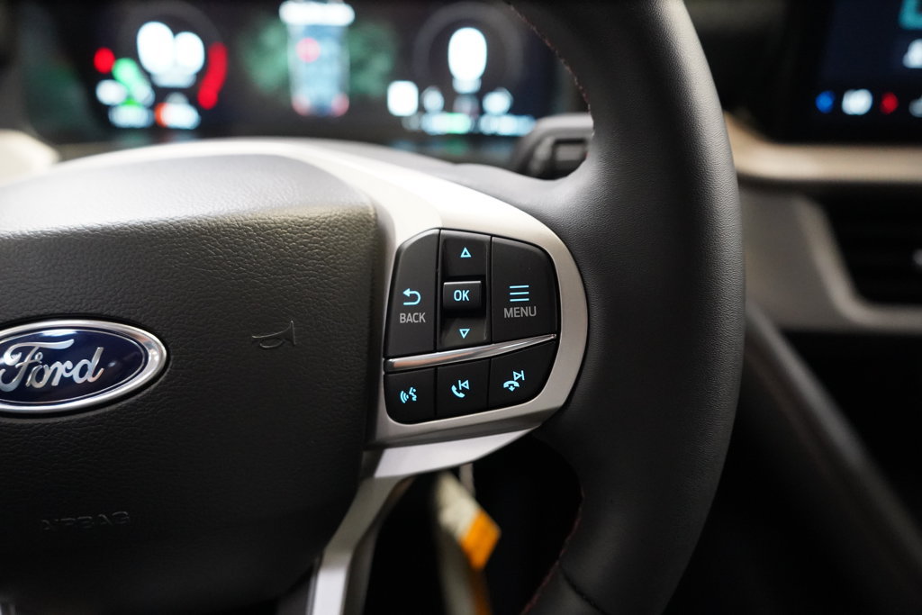 New 2026 Ford Explorer Active RWD image 35