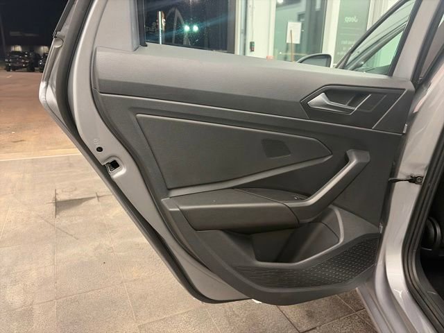 Used 2025 Volkswagen Jetta S image 27