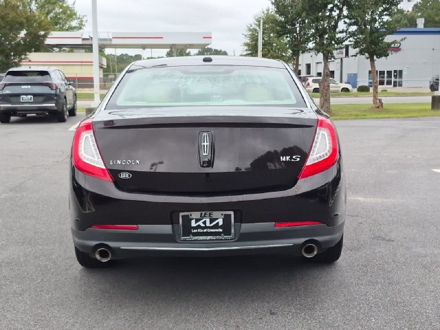 Used 2013 Lincoln MKS FWD image 4