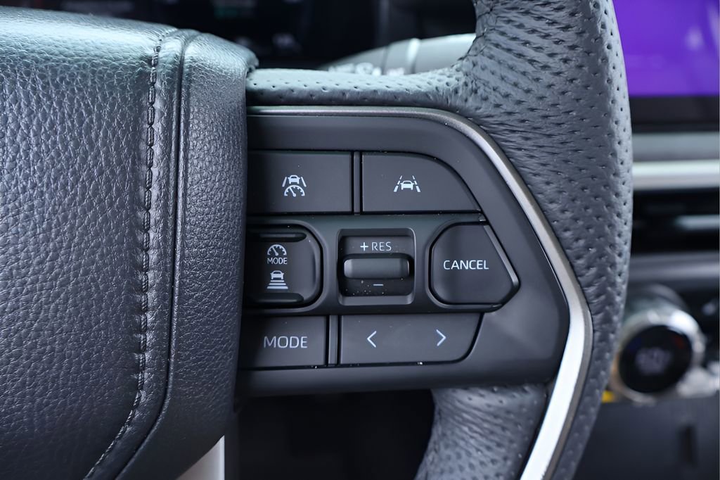 Certified 2025 Toyota Tacoma Limited image 24