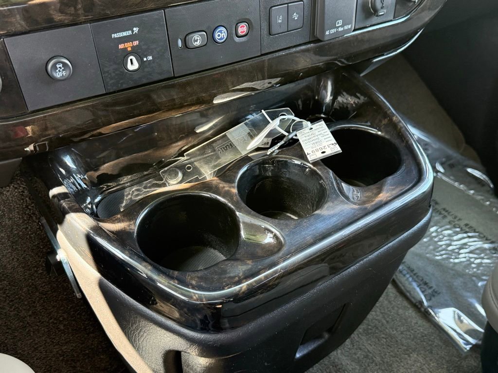 Used 2020 GMC Savana 2500 Explorer Limited SE w/ Enhanced Convenience Package image 24