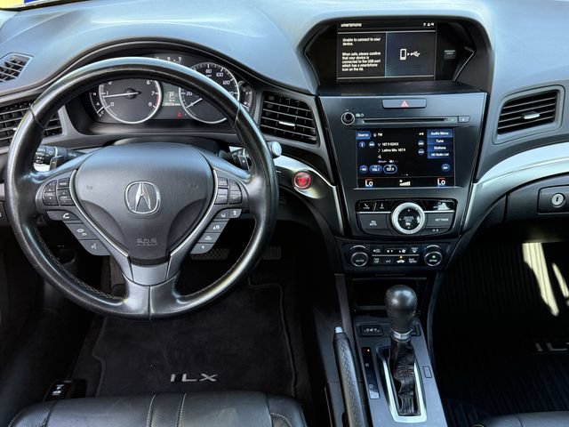 Used 2020 Acura ILX w/ Premium Package FWD image 11
