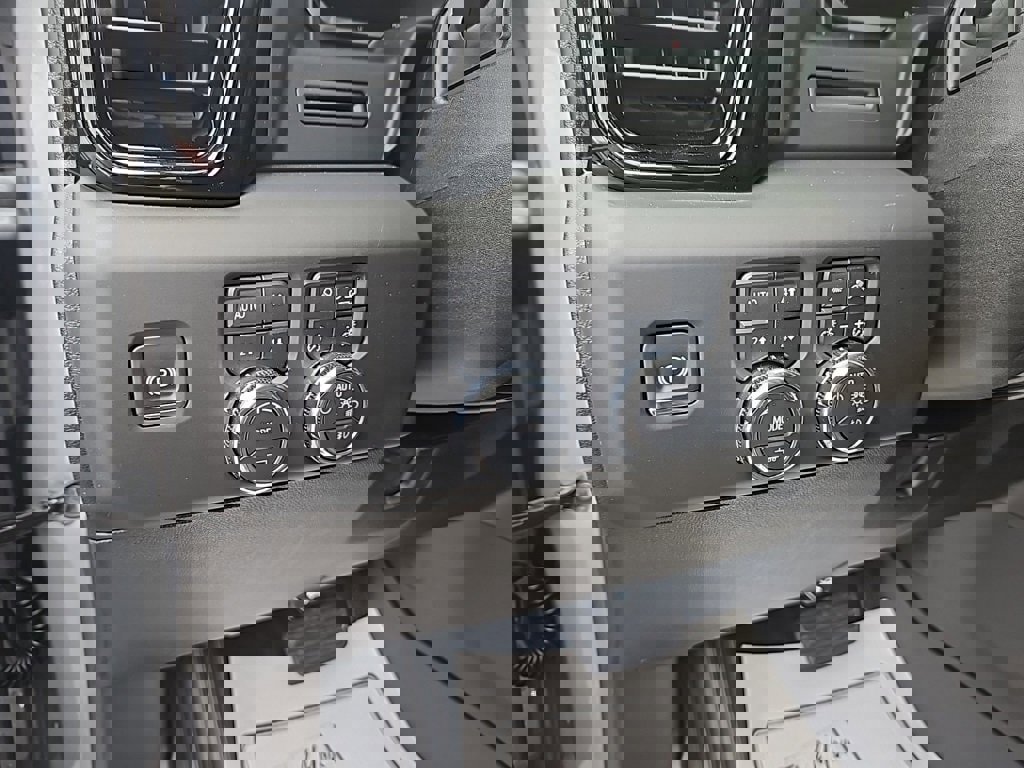 New 2026 GMC Sierra 3500 AT4 image 11