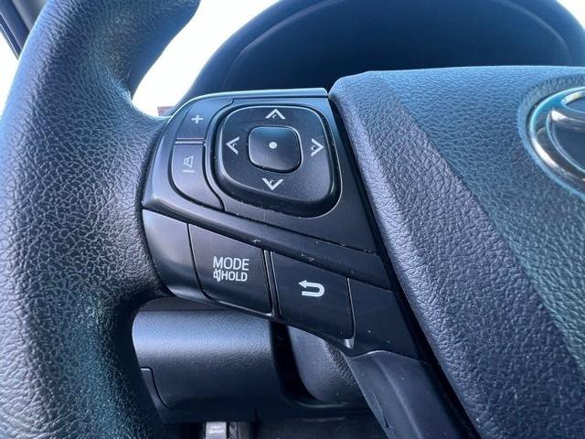 Used 2017 Toyota Camry LE FWD image 12