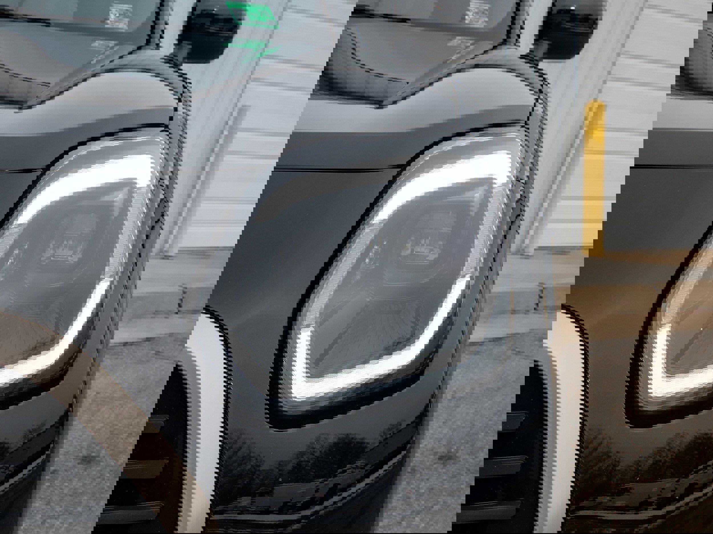 Used 2025 MINI Cooper Countryman S w/ Comfort Package Max image 13