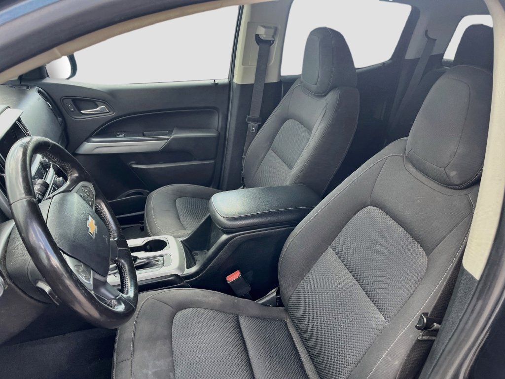 Used 2020 Chevrolet Colorado LT AWD/4WD image 18