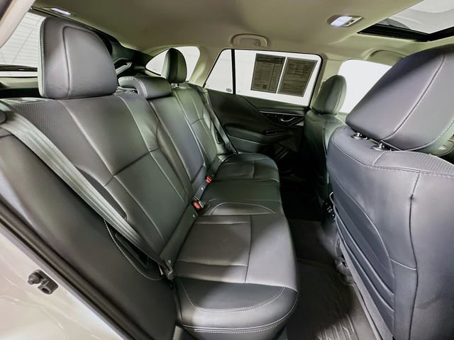 Used 2025 Subaru Outback Limited image 29