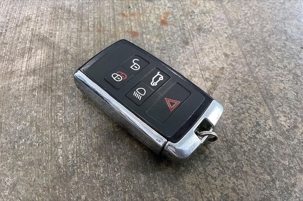 Used 2022 Land Rover Range Rover Westminster Edition image 11