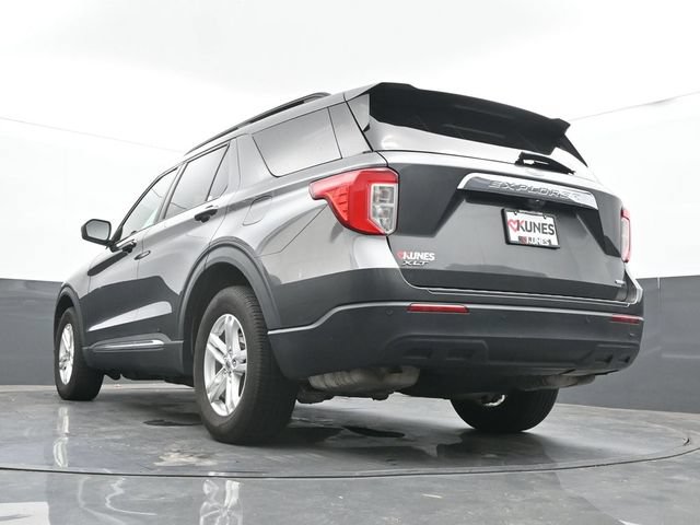 Used 2020 Ford Explorer XLT AWD/4WD image 50