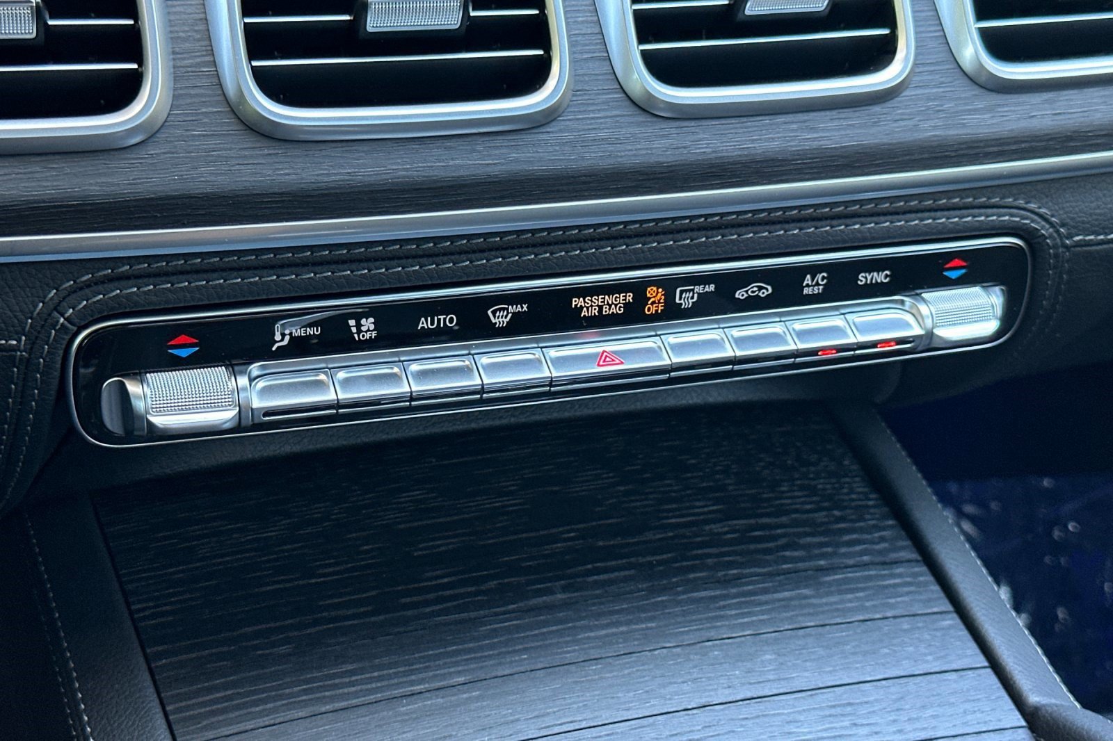 New 2026 Mercedes-Benz GLE 450 4MATIC image 18