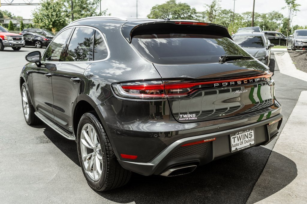 Used 2022 Porsche Macan image 39
