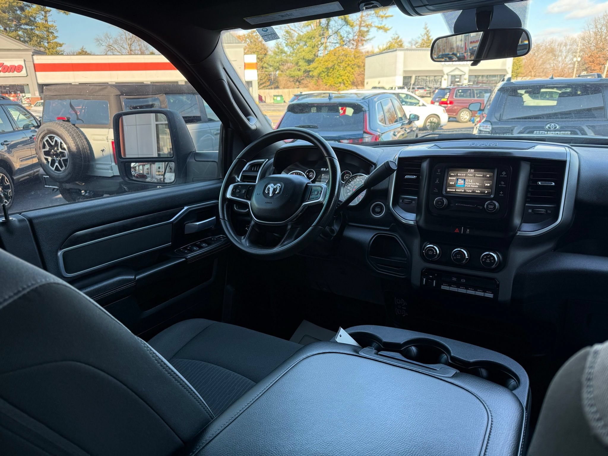 Used 2024 RAM 3500 SLT w/ Quick Order Package 2YG SLT AWD/4WD image 35