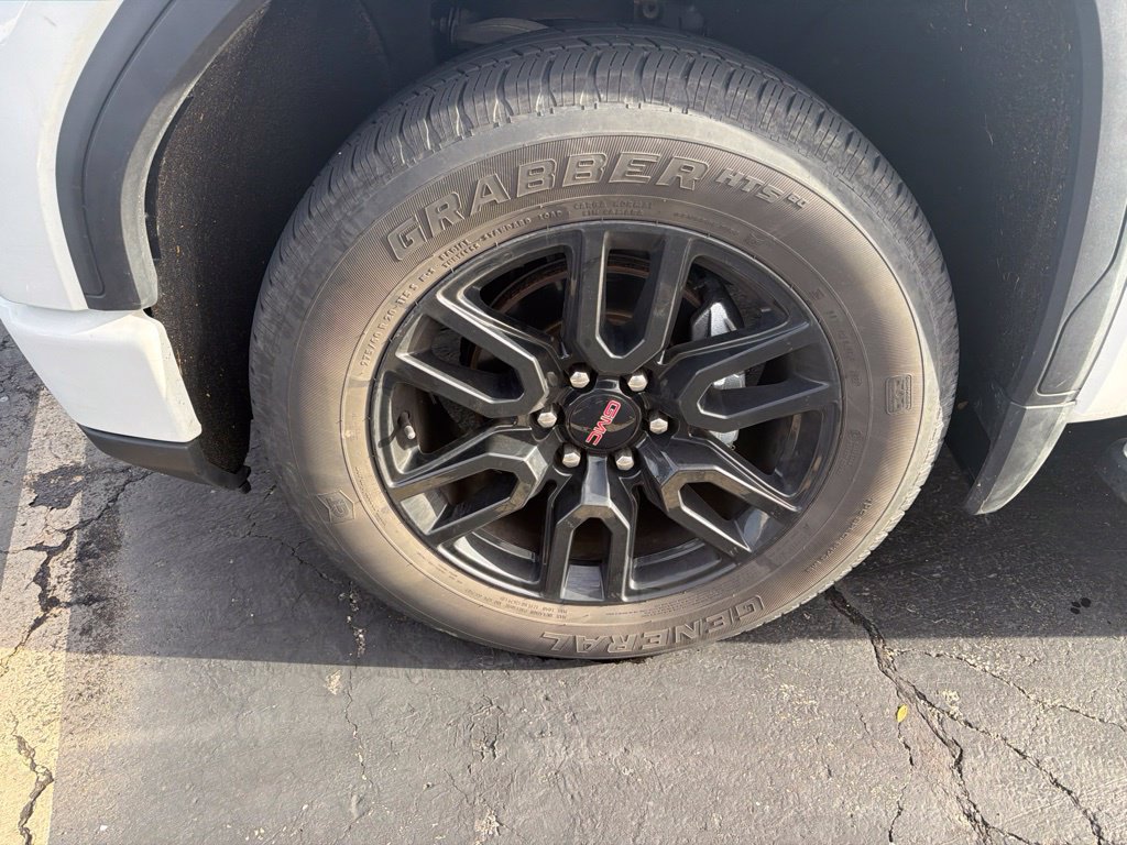 Used 2022 GMC Sierra 1500 Elevation AWD/4WD image 2