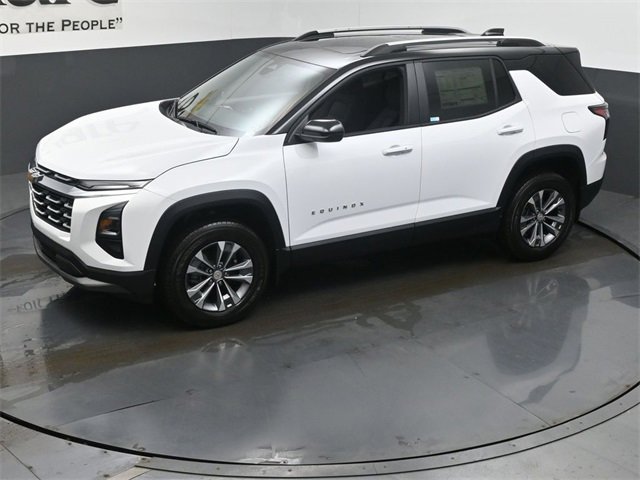 New 2026 Chevrolet Equinox LT w/ LPO, Floor Liner Package image 22