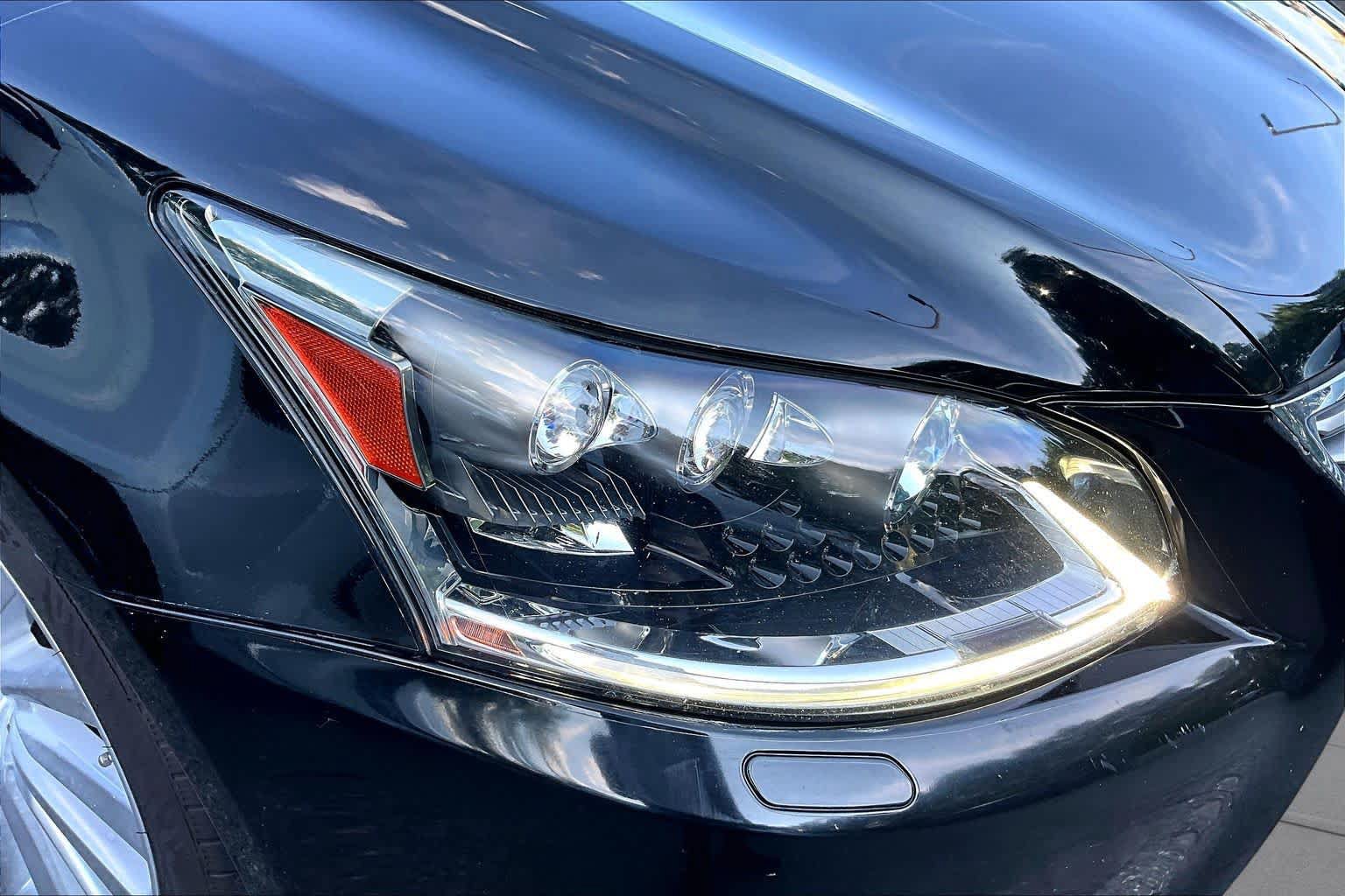 Used 2014 Lexus LS 460 L AWD/4WD image 26