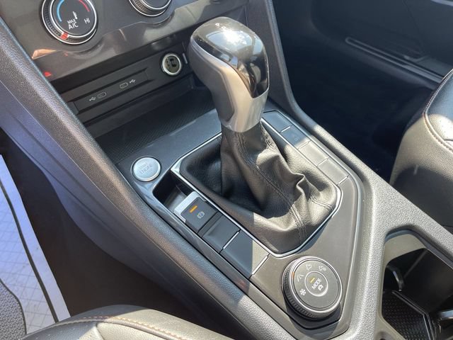 Used 2024 Volkswagen Tiguan Wolfsburg Edition w/ Panoramic Sunroof Package AWD/4WD image 19