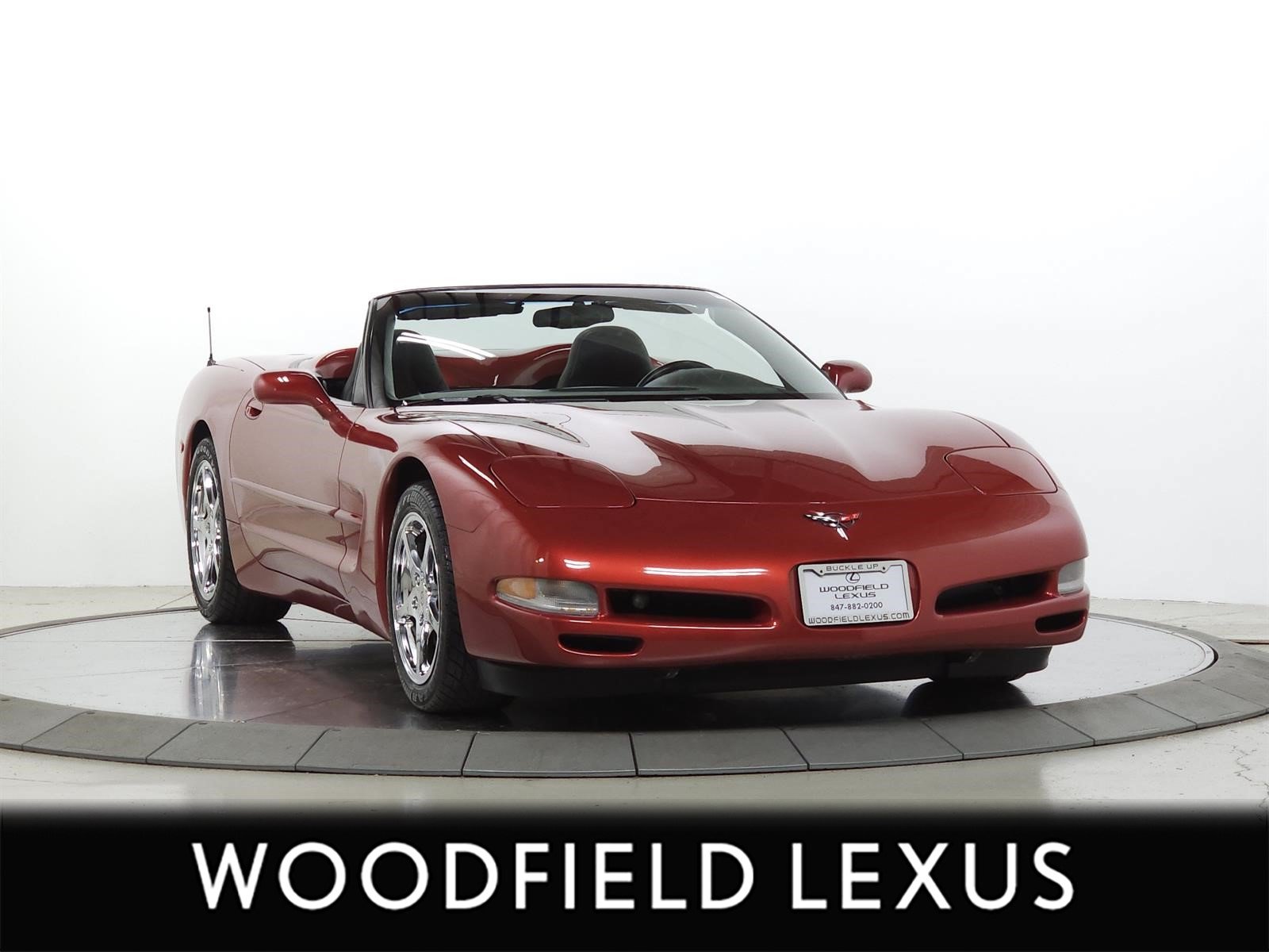 Used 1998 Chevrolet Corvette Convertible w/ Memory Pkg RWD image 1
