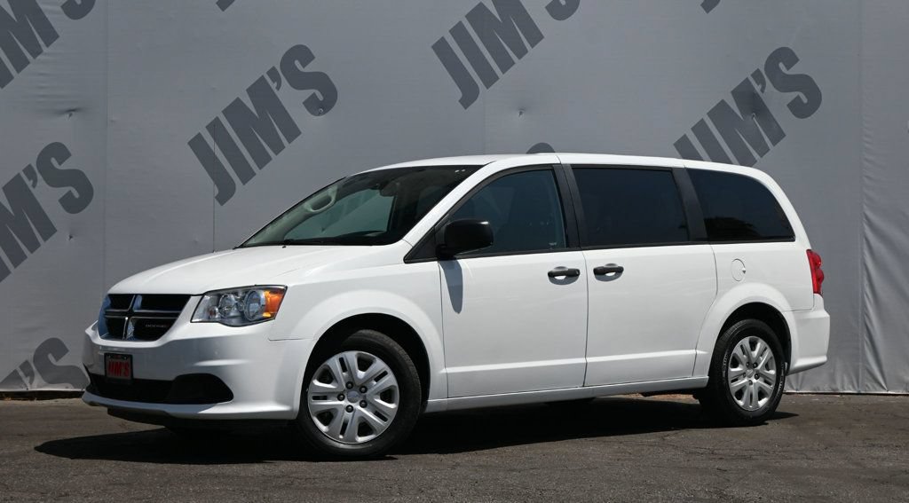 Used 2019 Dodge Grand Caravan SE w/ UConnect Hands-Free Group