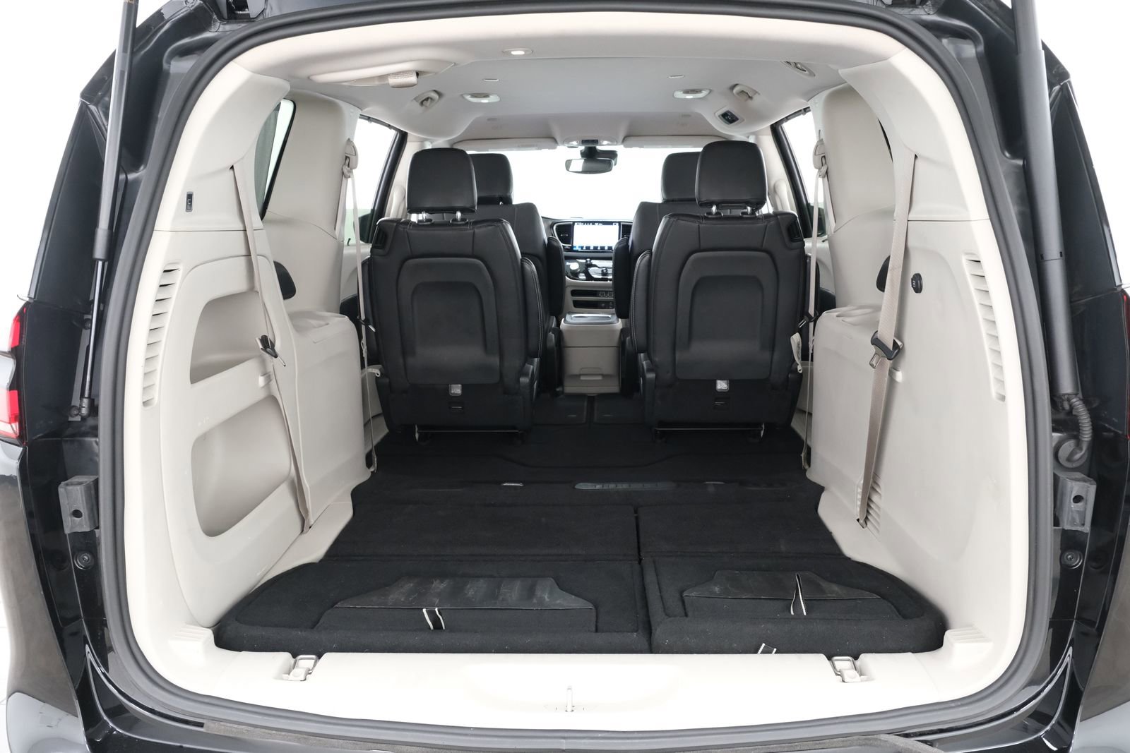 Used 2022 Chrysler Pacifica Touring-L FWD image 38