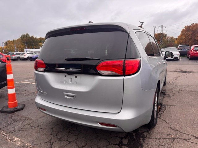 Used 2023 Chrysler Voyager LX FWD image 2