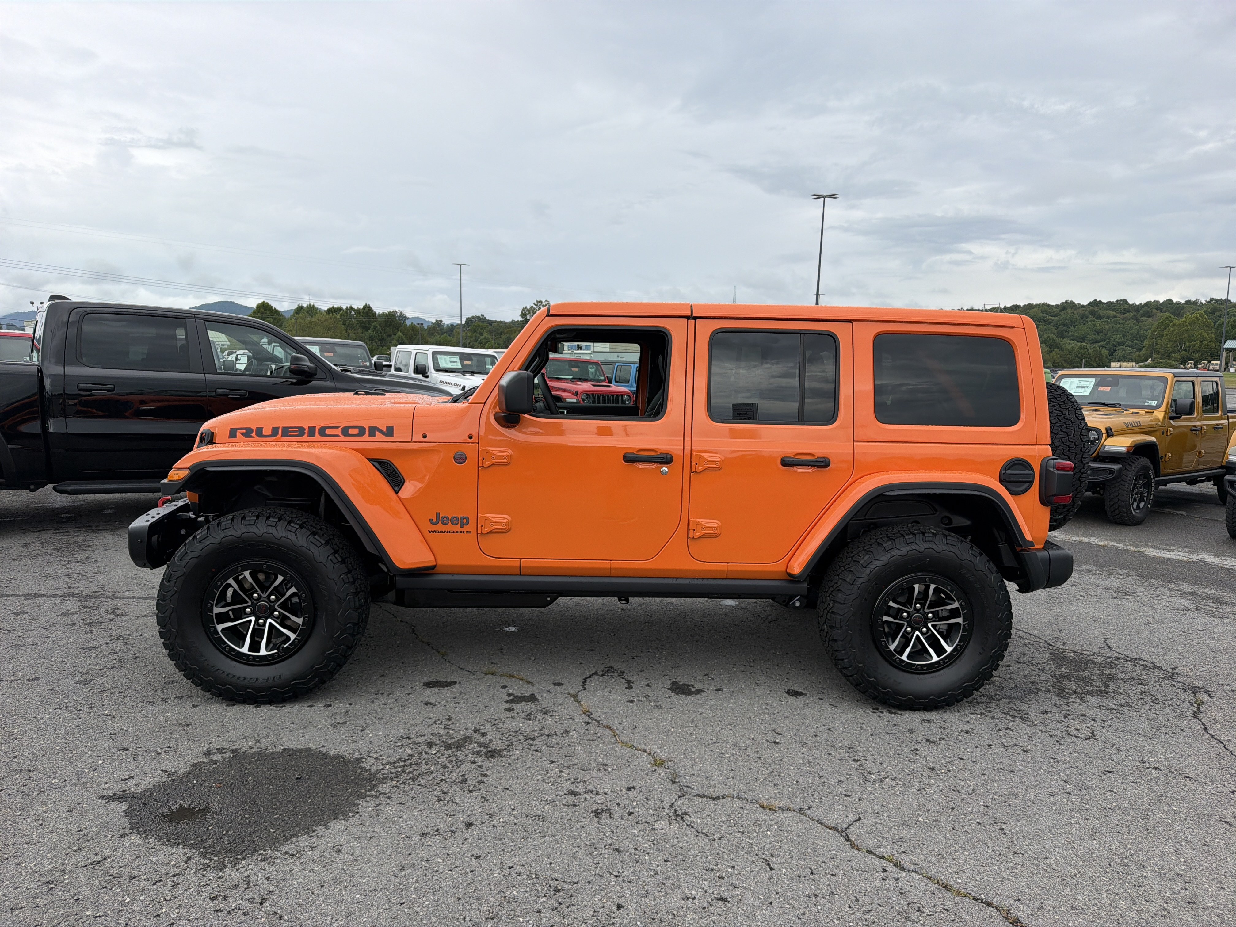 New 2027 Jeep Wrangler Unlimited Rubicon AWD/4WD image 10