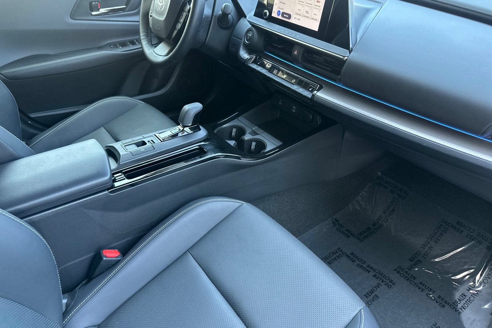 Certified 2023 Toyota Prius XLE FWD image 16