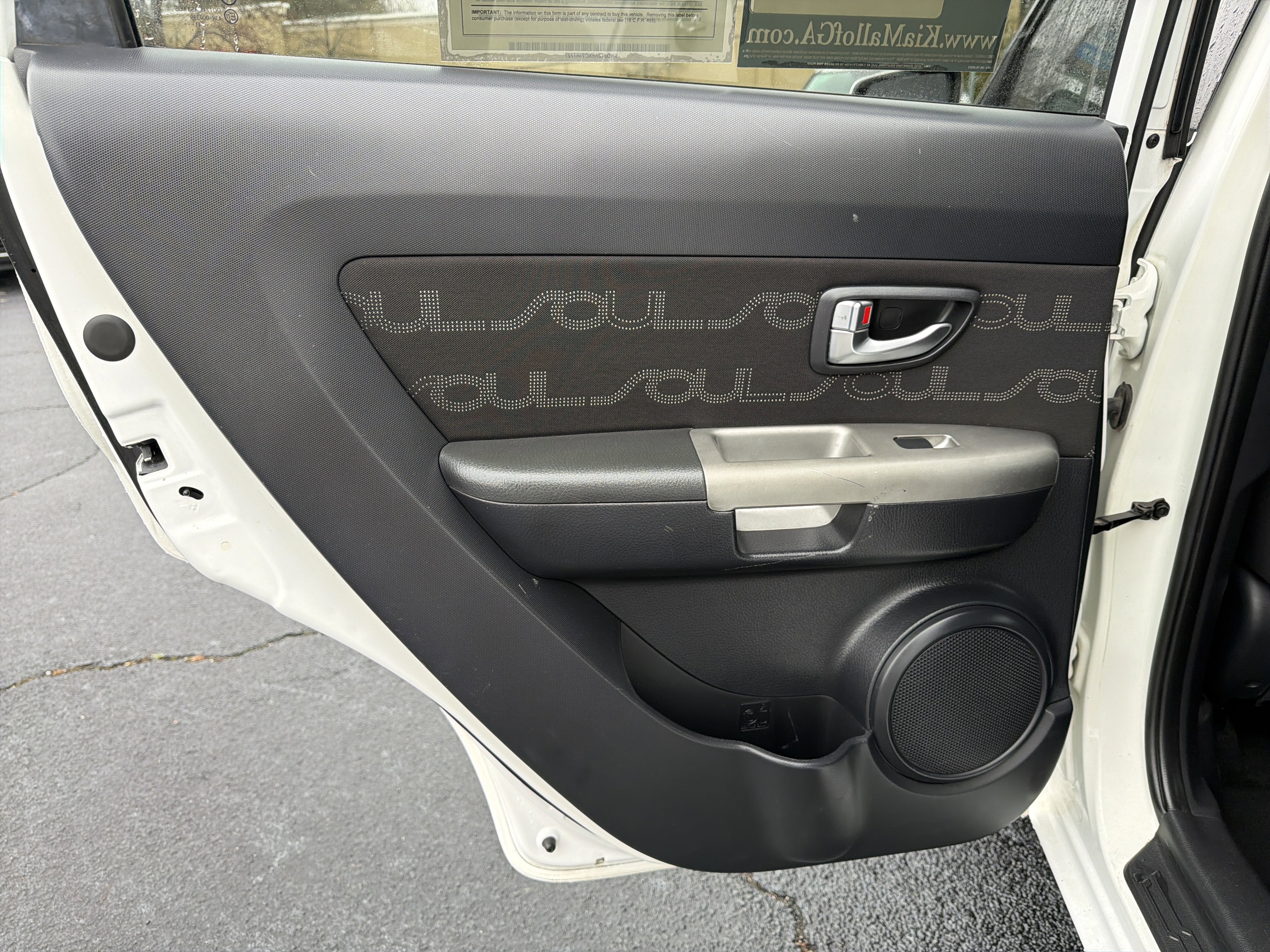 Used 2012 Kia Soul + image 21