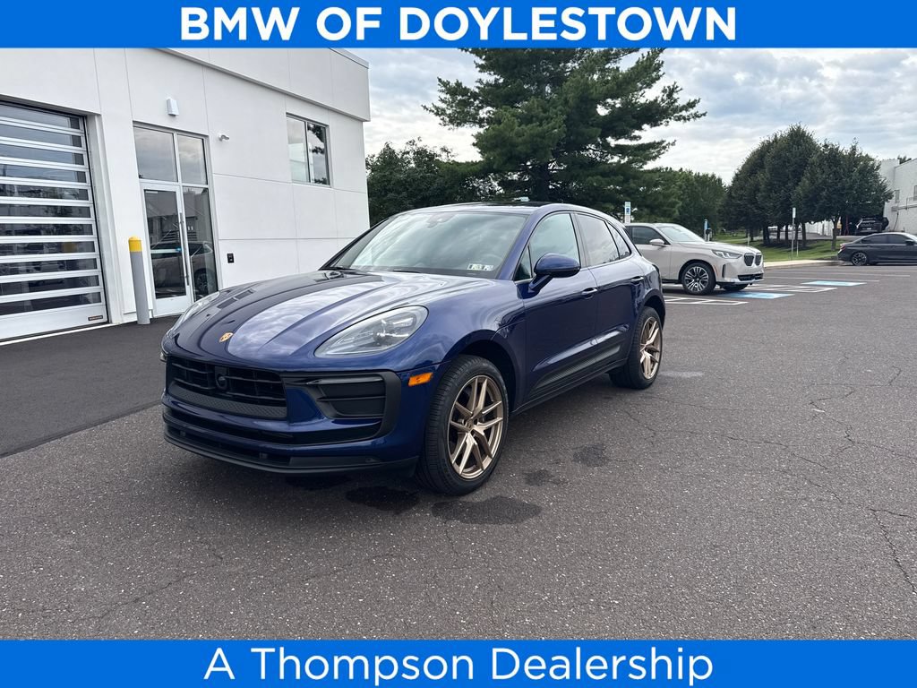 Used 2023 Porsche Macan Turbo AWD/4WD image 1