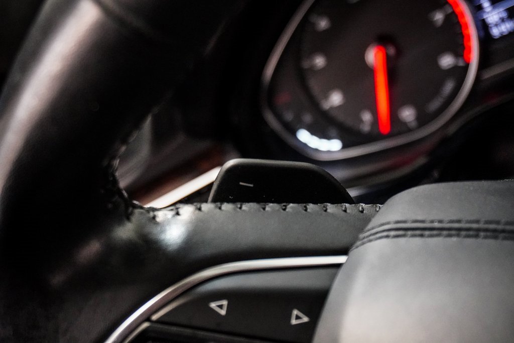 Used 2017 Audi A8 L 4.0T w/ Driver Assistance Package image 21