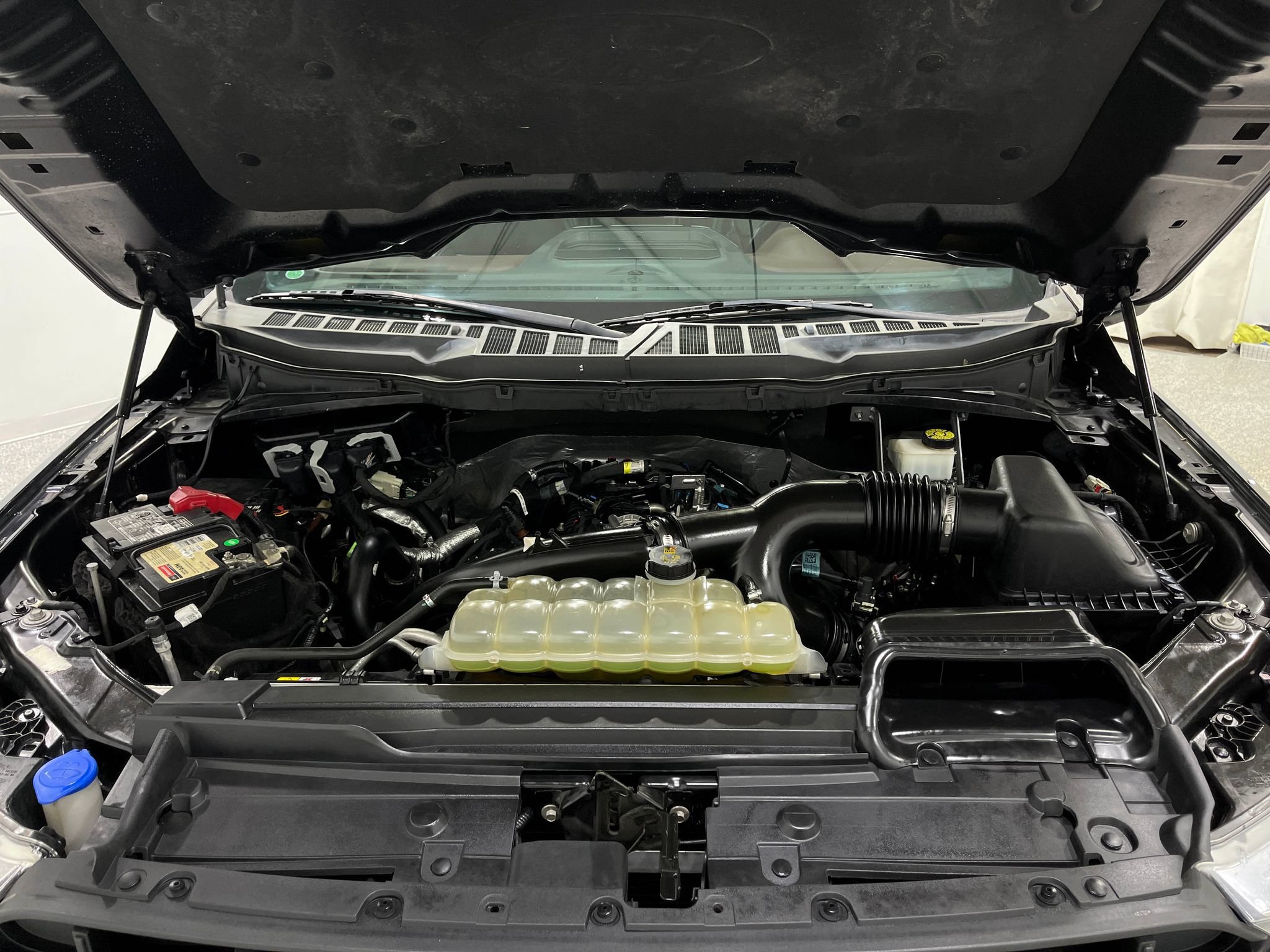 Used 2021 Ford F150 Lariat w/ Equipment Group 502A High AWD/4WD image 26