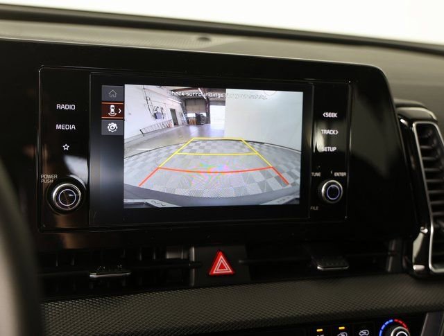 New 2025 Kia Sportage LX image 18