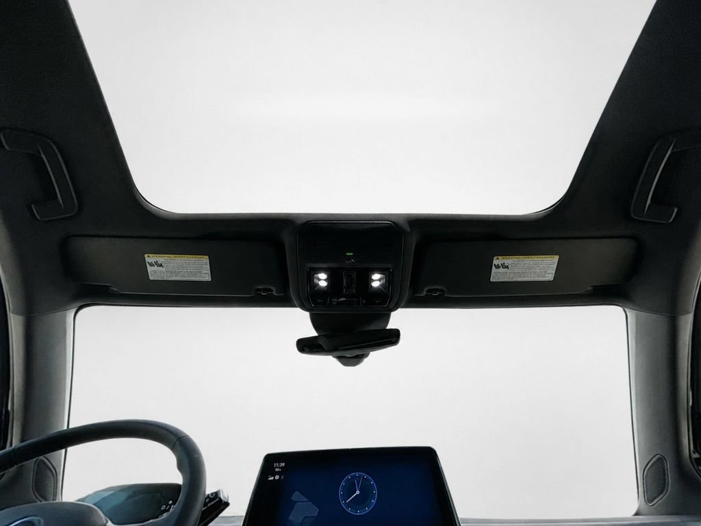 Certified 2023 Volkswagen ID.4 Pro S AWD/4WD image 29