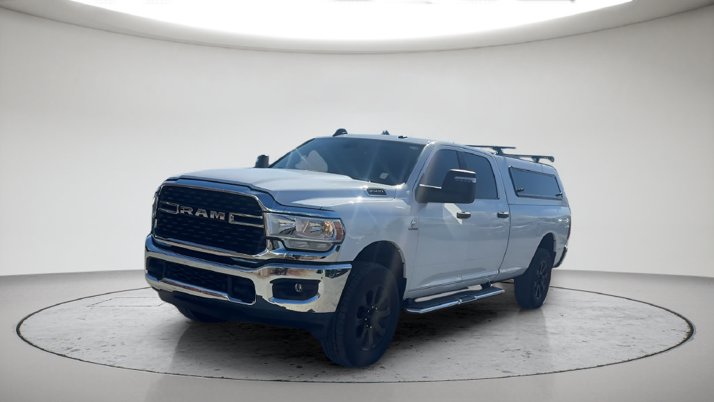 Used 2024 RAM 3500 Big Horn w/ Level 2 Equipment Group