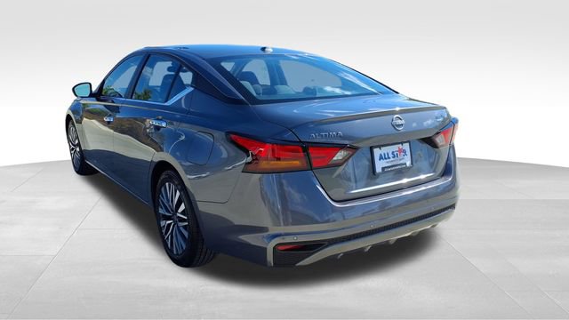Used 2025 Nissan Altima 2.5 SV FWD image 6