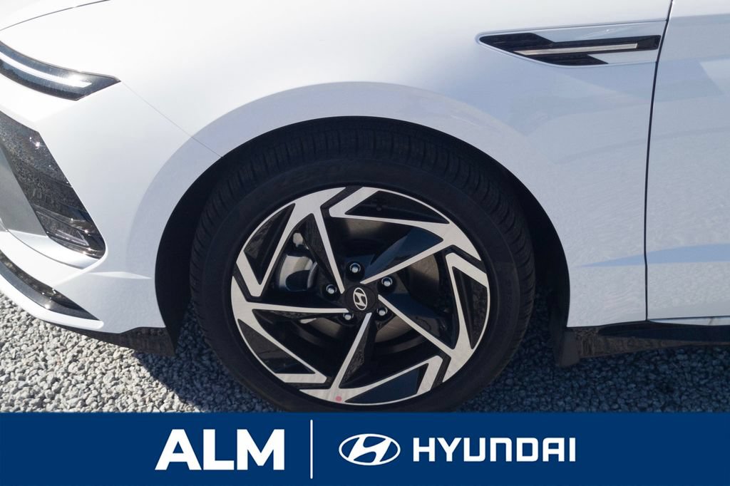 New 2026 Hyundai Sonata SEL FWD image 12
