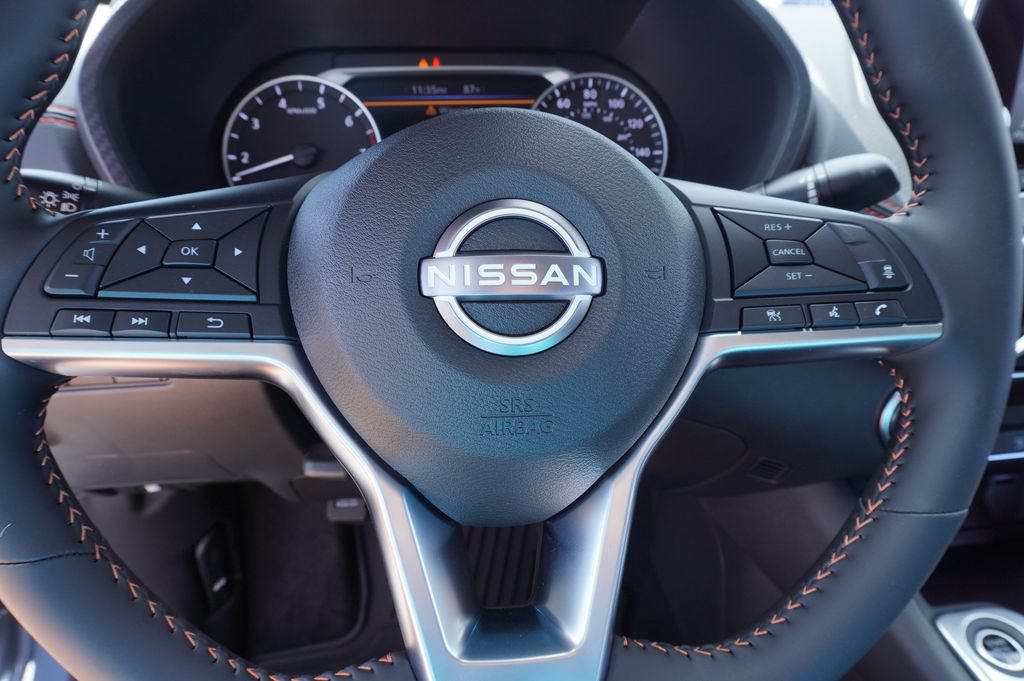Certified 2025 Nissan Sentra SR FWD image 17