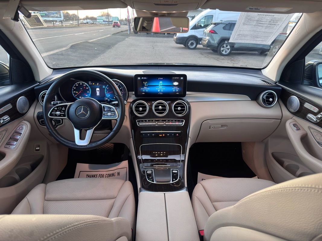Used 2020 Mercedes-Benz GLC 300 4MATIC w/ Exterior Lighting Package image 38
