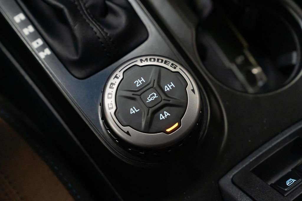 Used 2022 Ford Bronco Outer Banks image 20