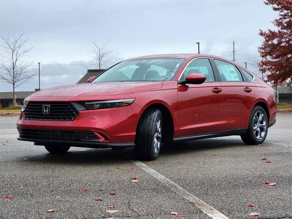 Used 2024 Honda Accord EX image 10