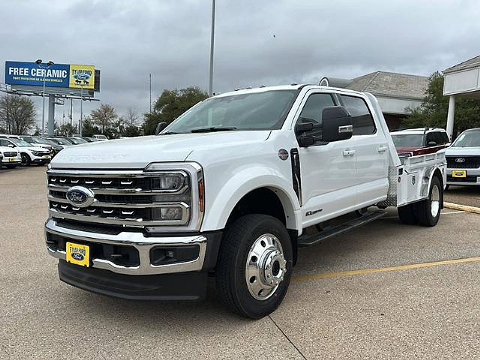New 2026 Ford F550 4x4 Crew Cab Super Duty video 1