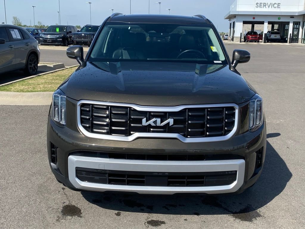 Certified 2025 Kia Telluride S AWD/4WD image 2