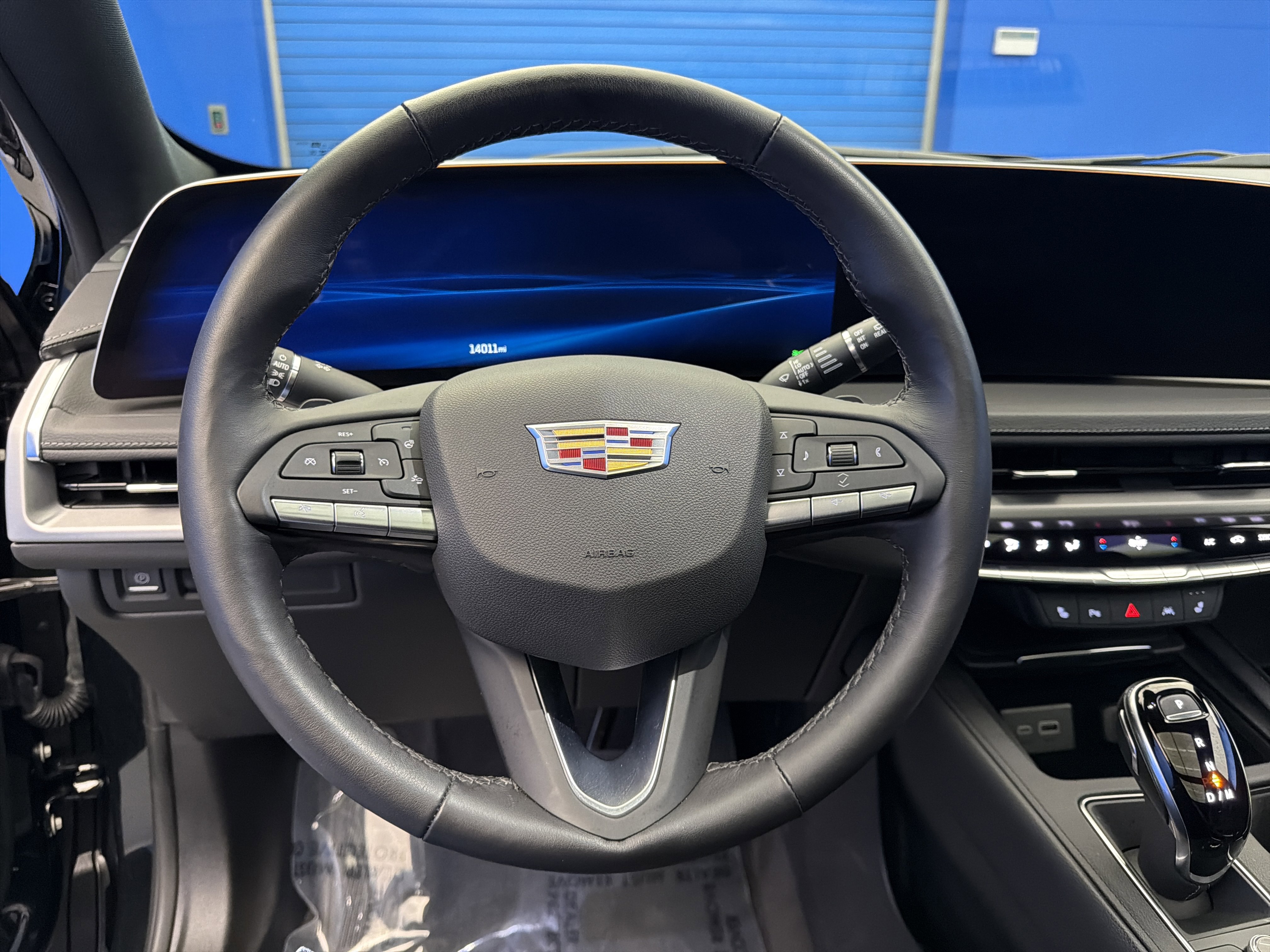 Used 2025 Cadillac XT4 Premium Luxury w/ Cold Weather Package AWD/4WD image 14