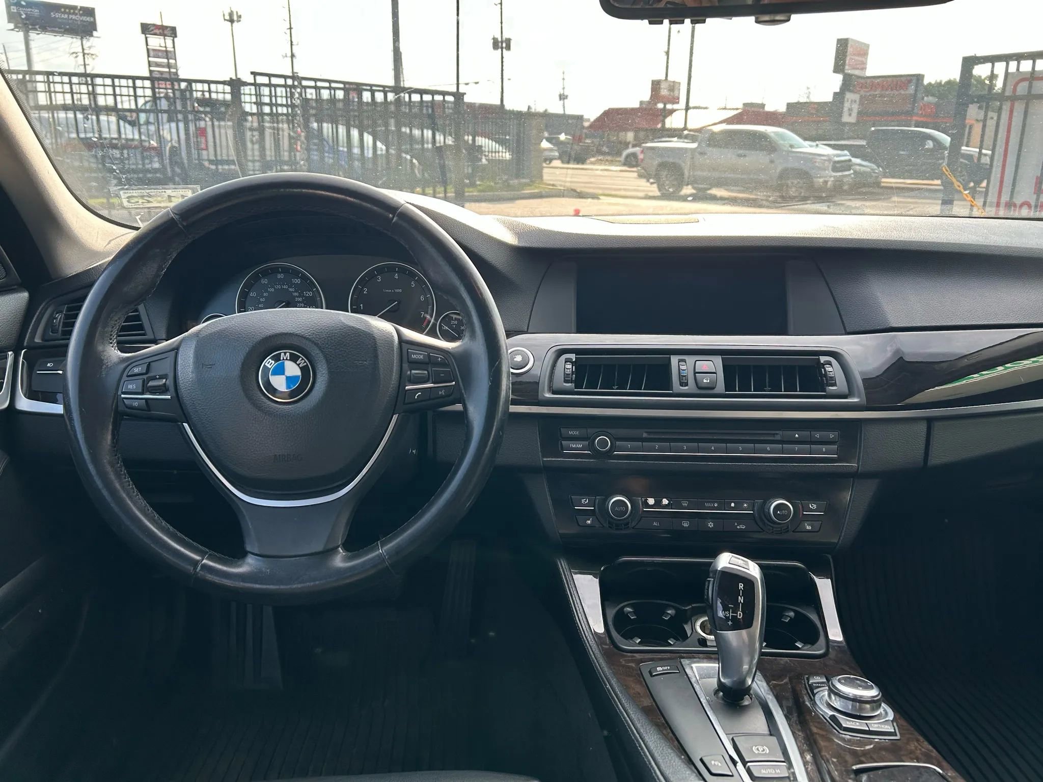 Used 2011 BMW 535i Sedan image 18